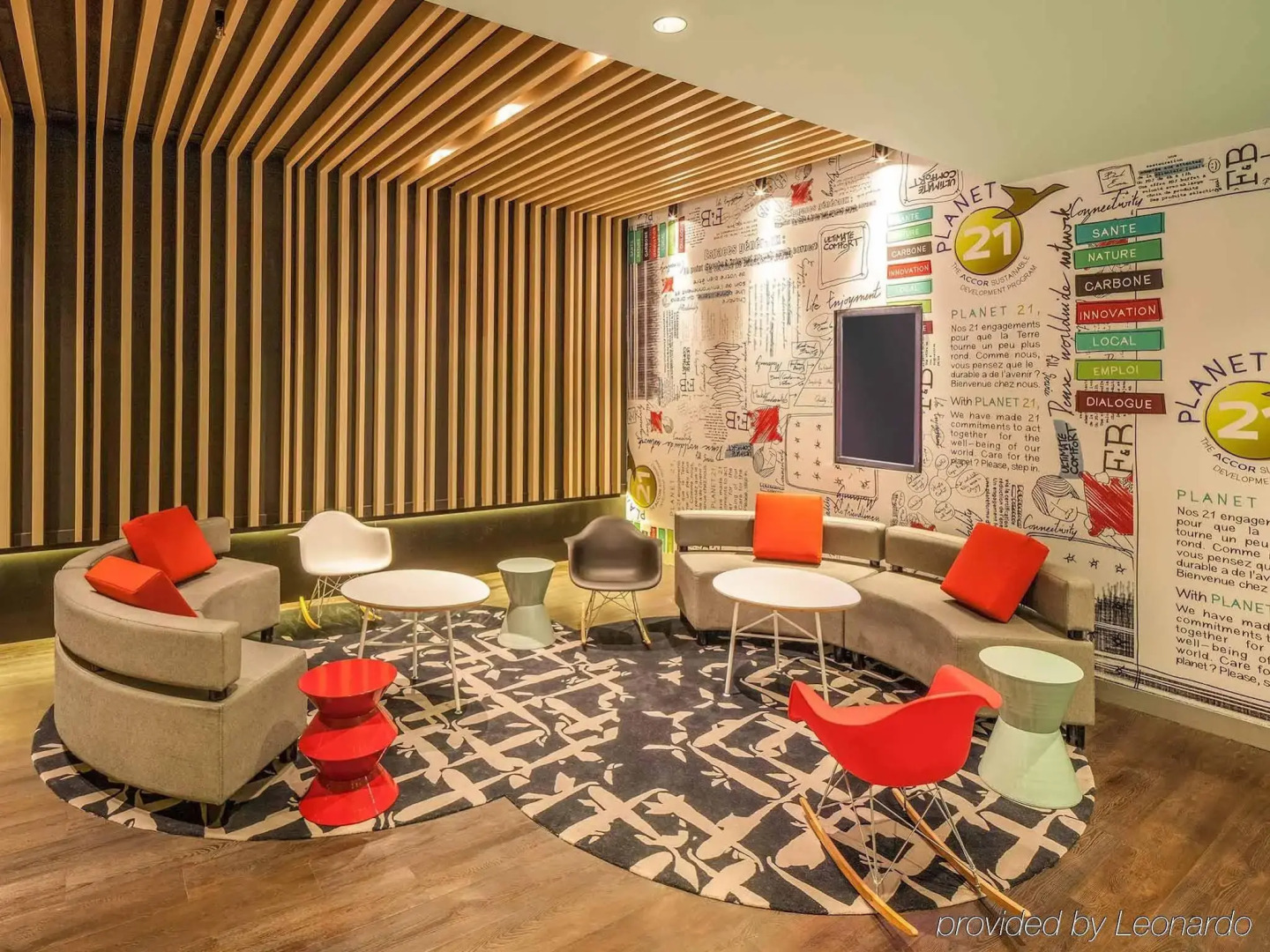 ibis Melbourne Hotel and Apartments