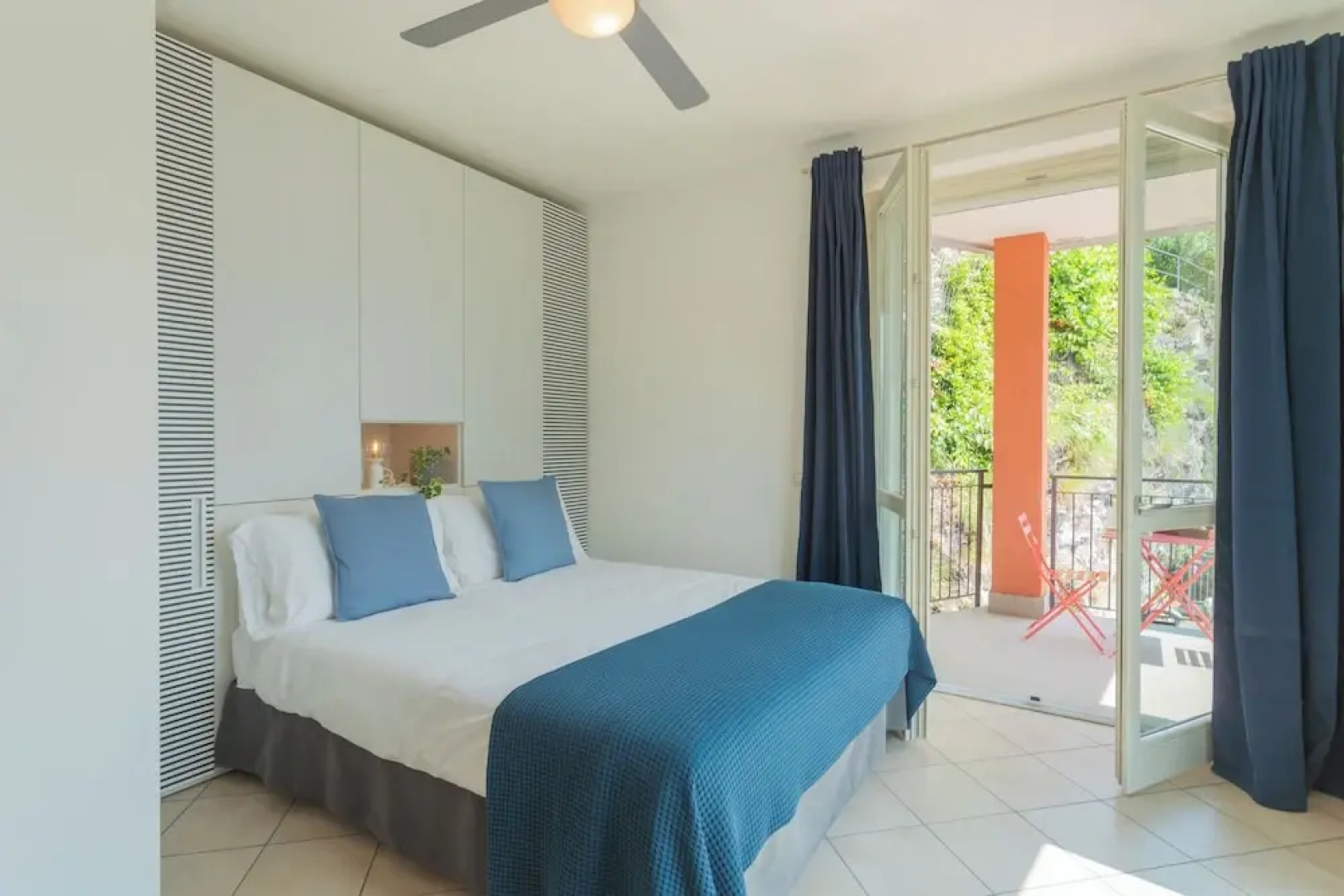 Blue Bliss Apartment by Rent all Como