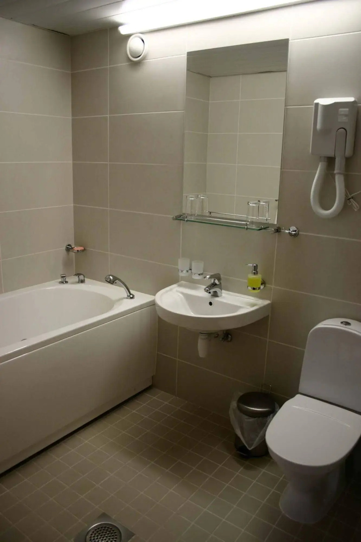 Raadimõisa Hotell