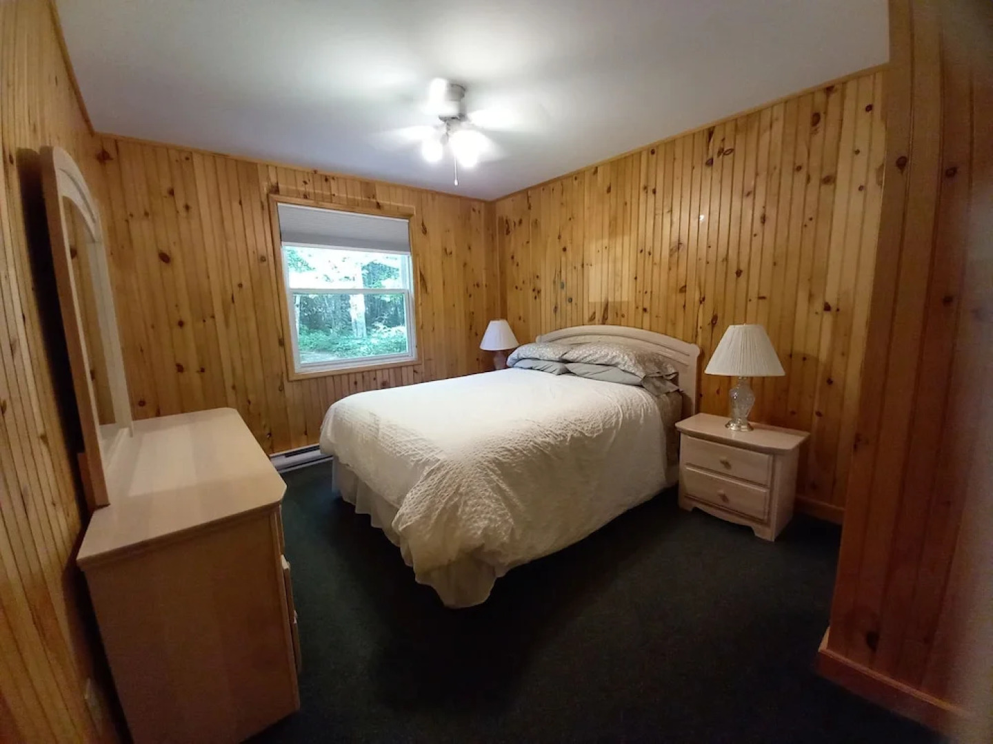 Anne's Windy Poplars Cottage Resort