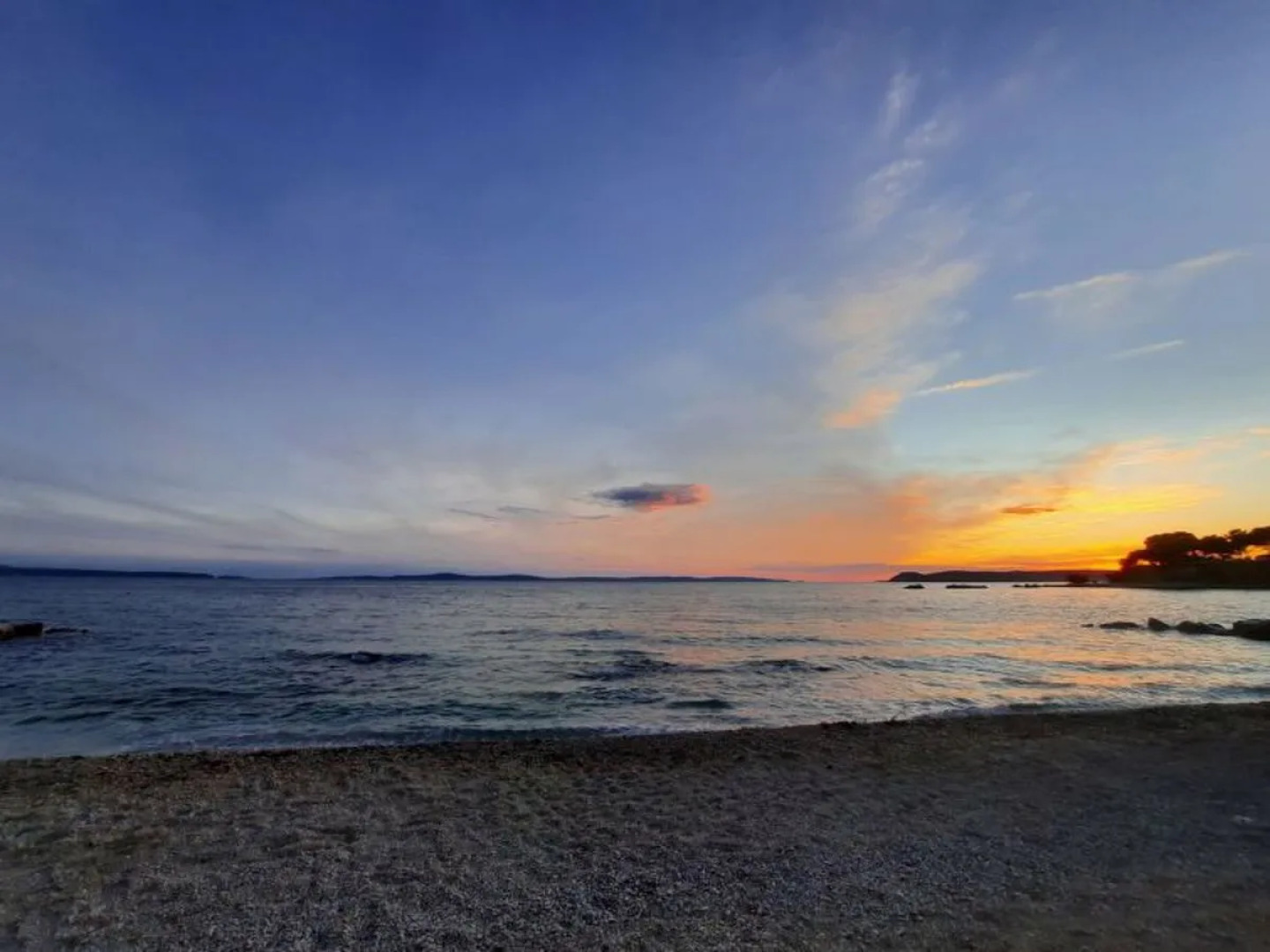 House Naš dom Cornwall 27746