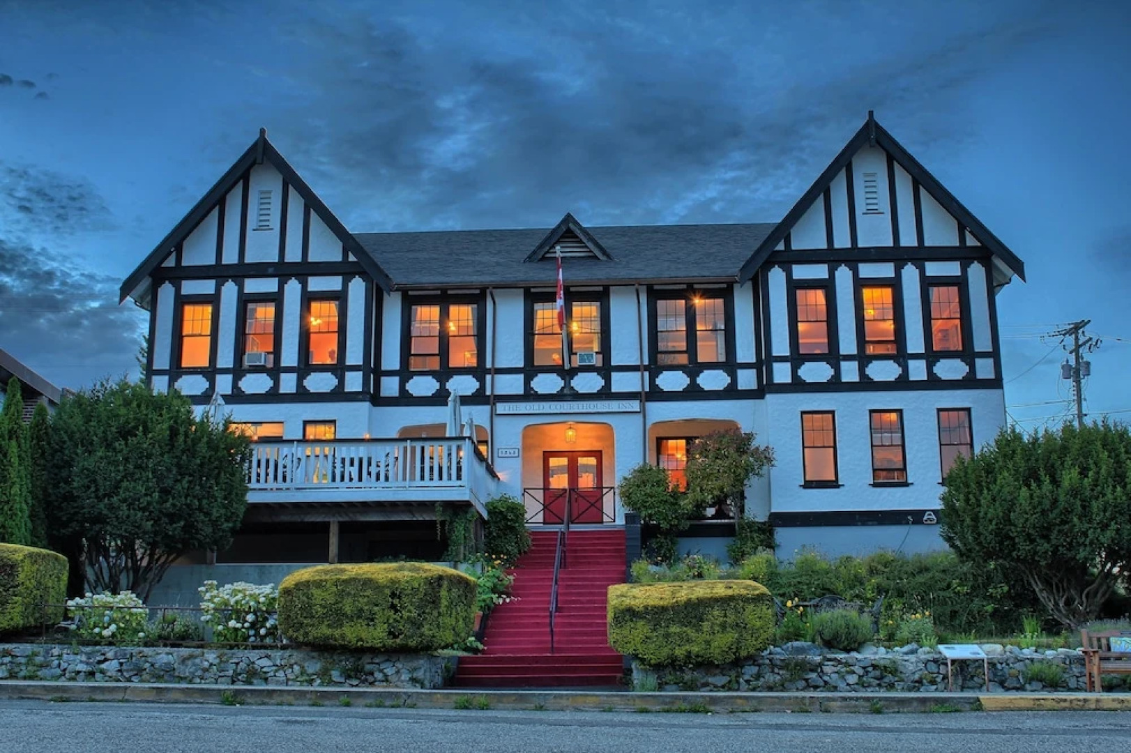 The Old Courthouse Inn