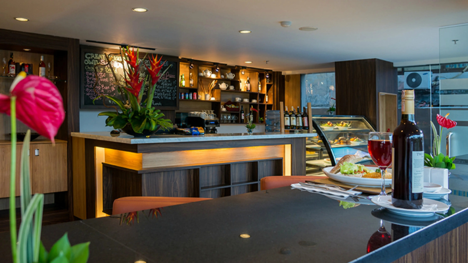 Cross Vibe Paasha Atelier Bali Kuta