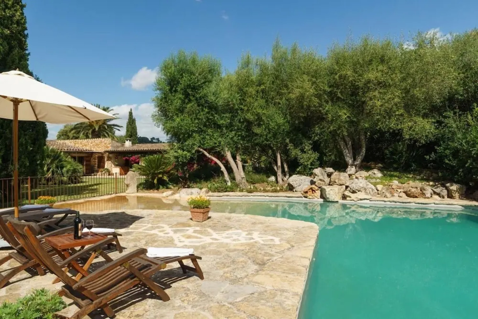 Villa - 3 Bedrooms with Pool and WiFi - 103128