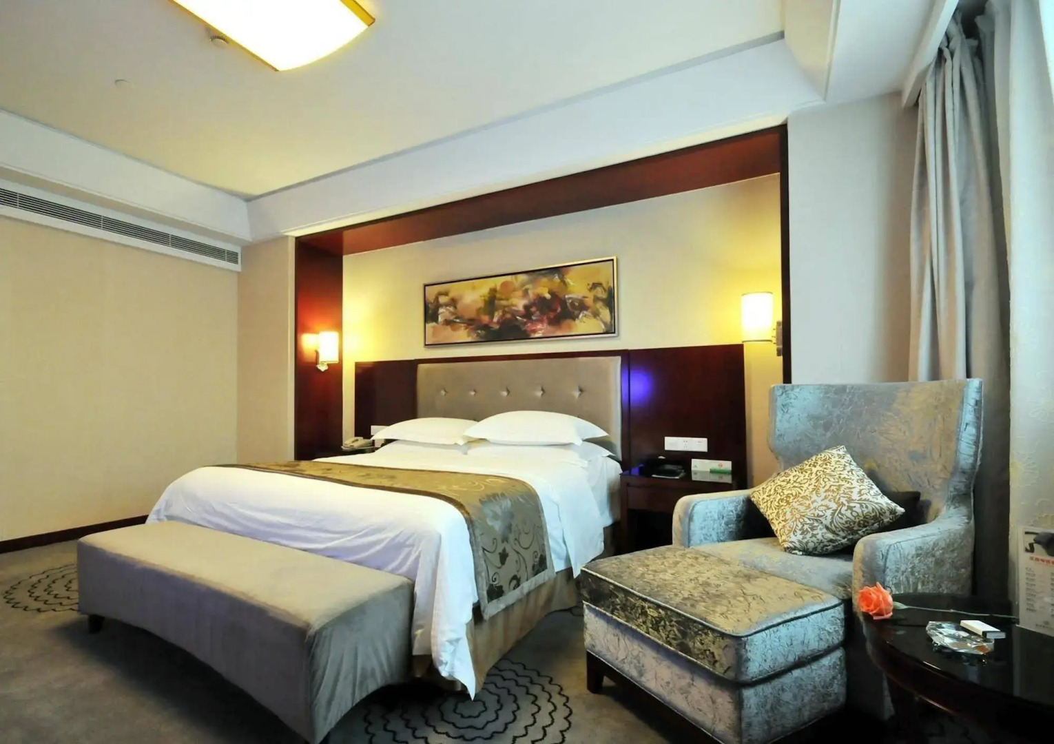 Excemon Hefei Peace Hotel