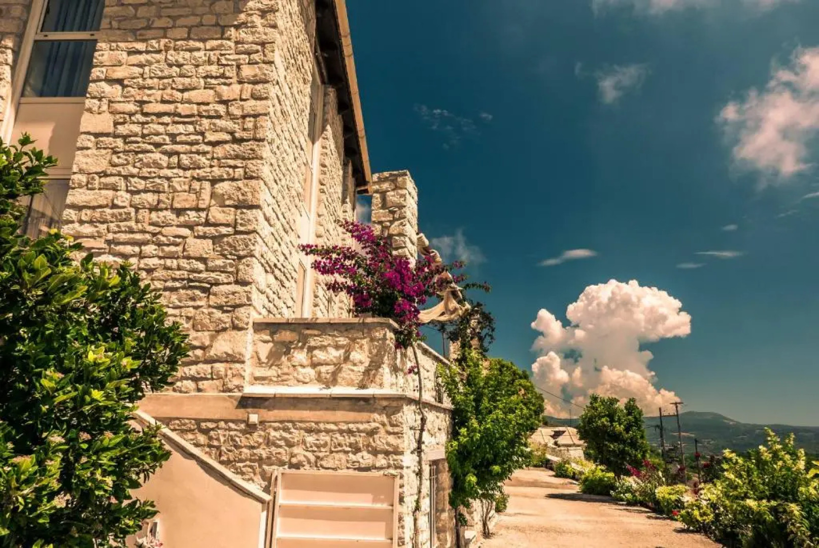 ARCHONTIKO VILLAGE VOLIMES 5' minutes from the shipwreck