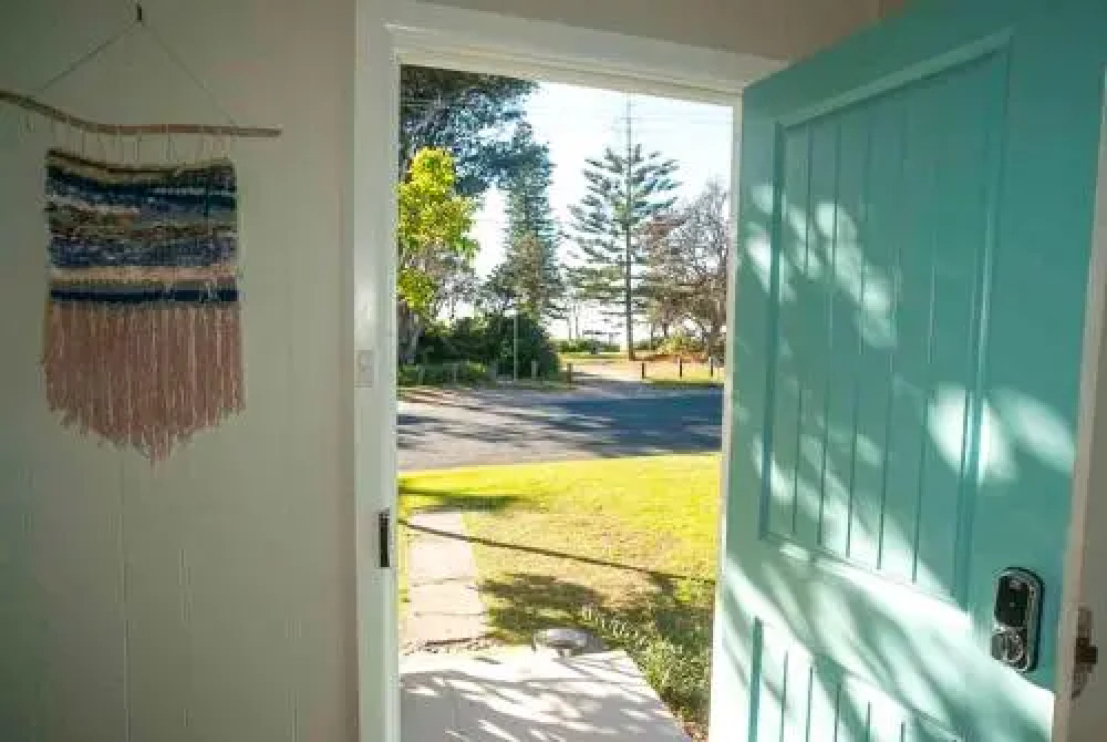 Tallowood beachfront cottage