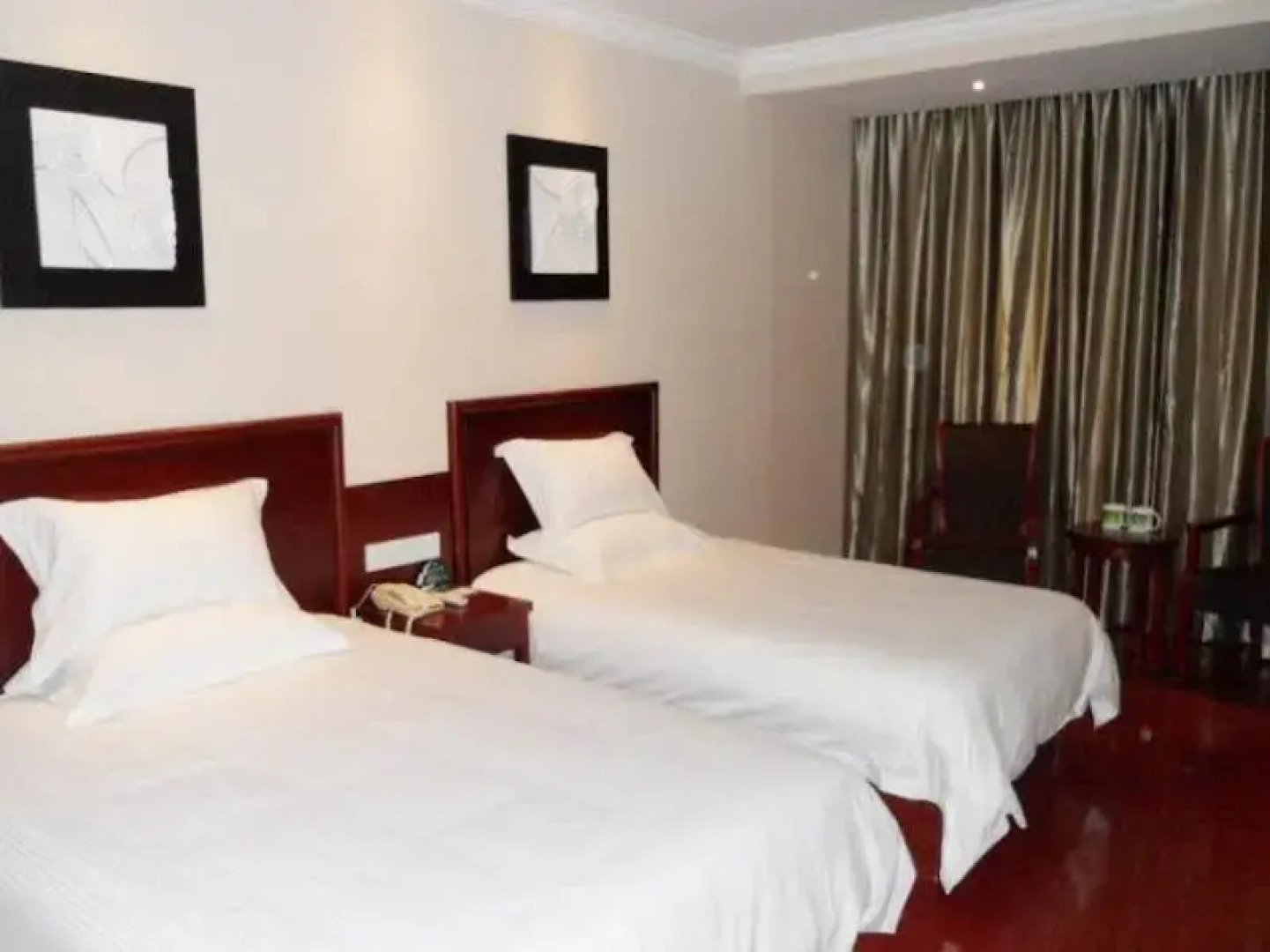 GreenTree Inn Hebei Zhangjiakou Zhangbei Bus Station Zhangku Avenue Express Hotel