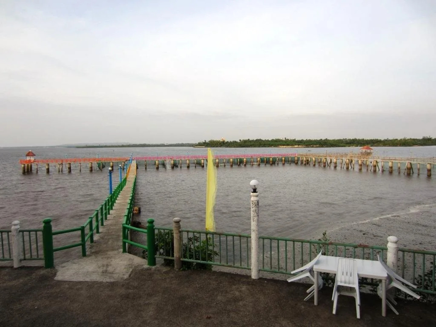 Hagnaya Beach Resort and Restaurant