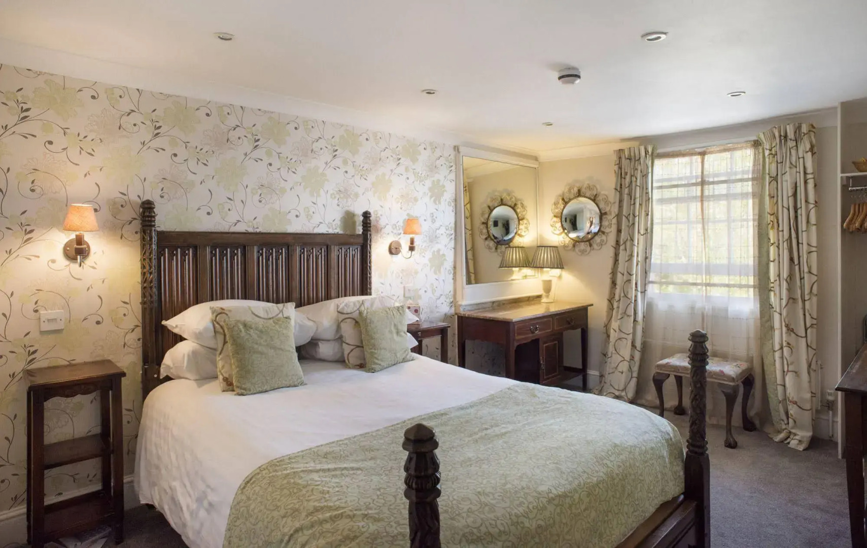 Royal Seven Stars Hotel