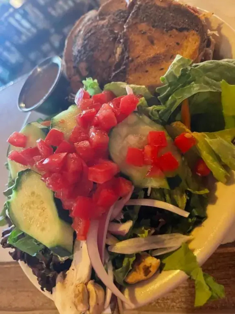 Silver Fork Lodge and Restaurant