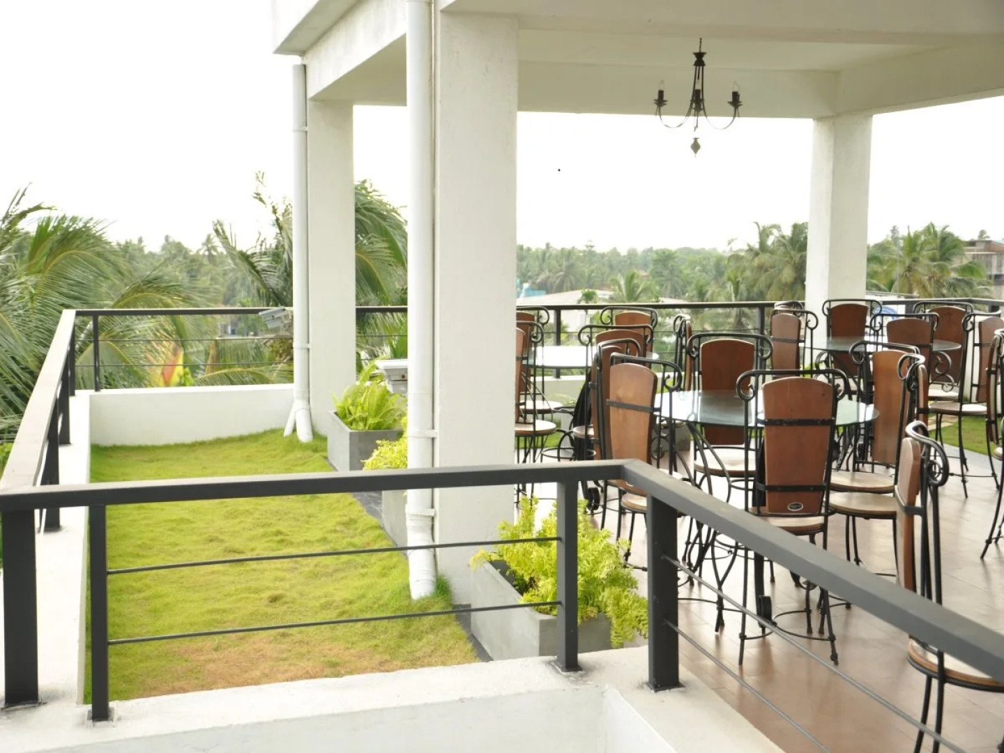 Hotel Cockpit Airport Reach