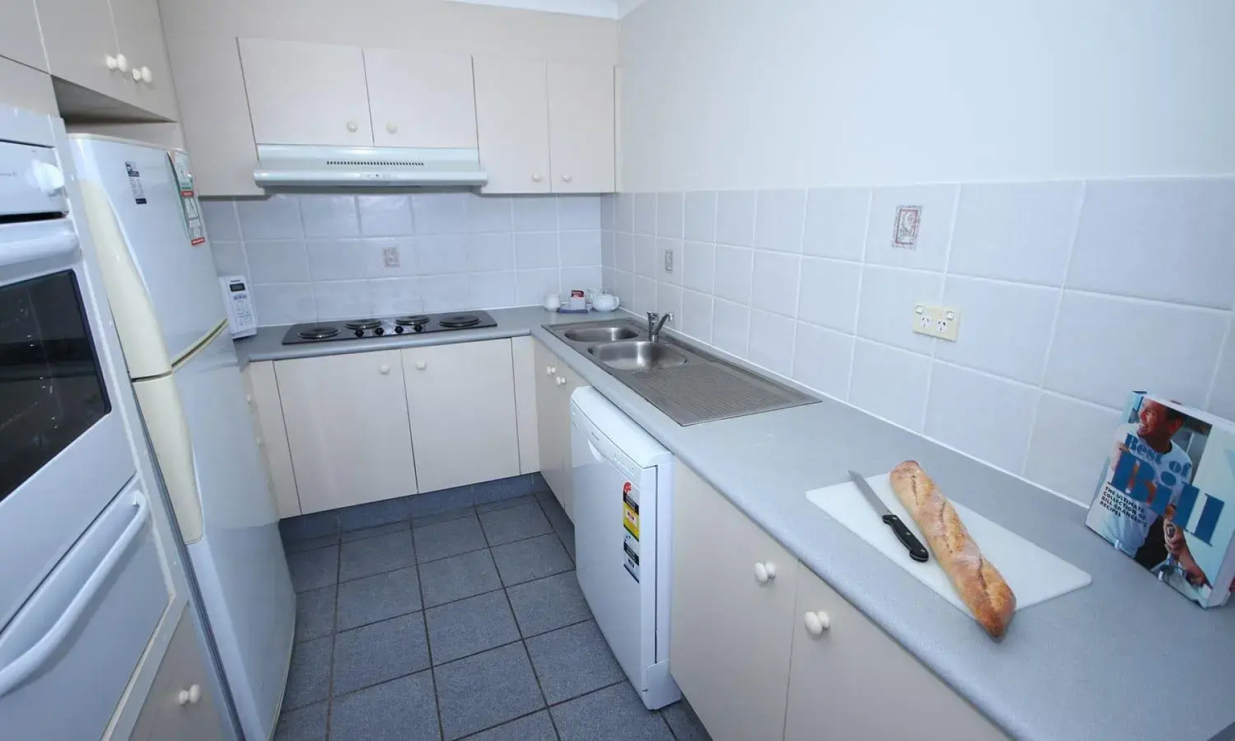 San Simeon Apartments