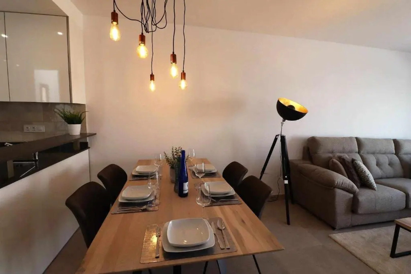 Marysol apartamento de lujo balcón azotea piscina comun a la playa