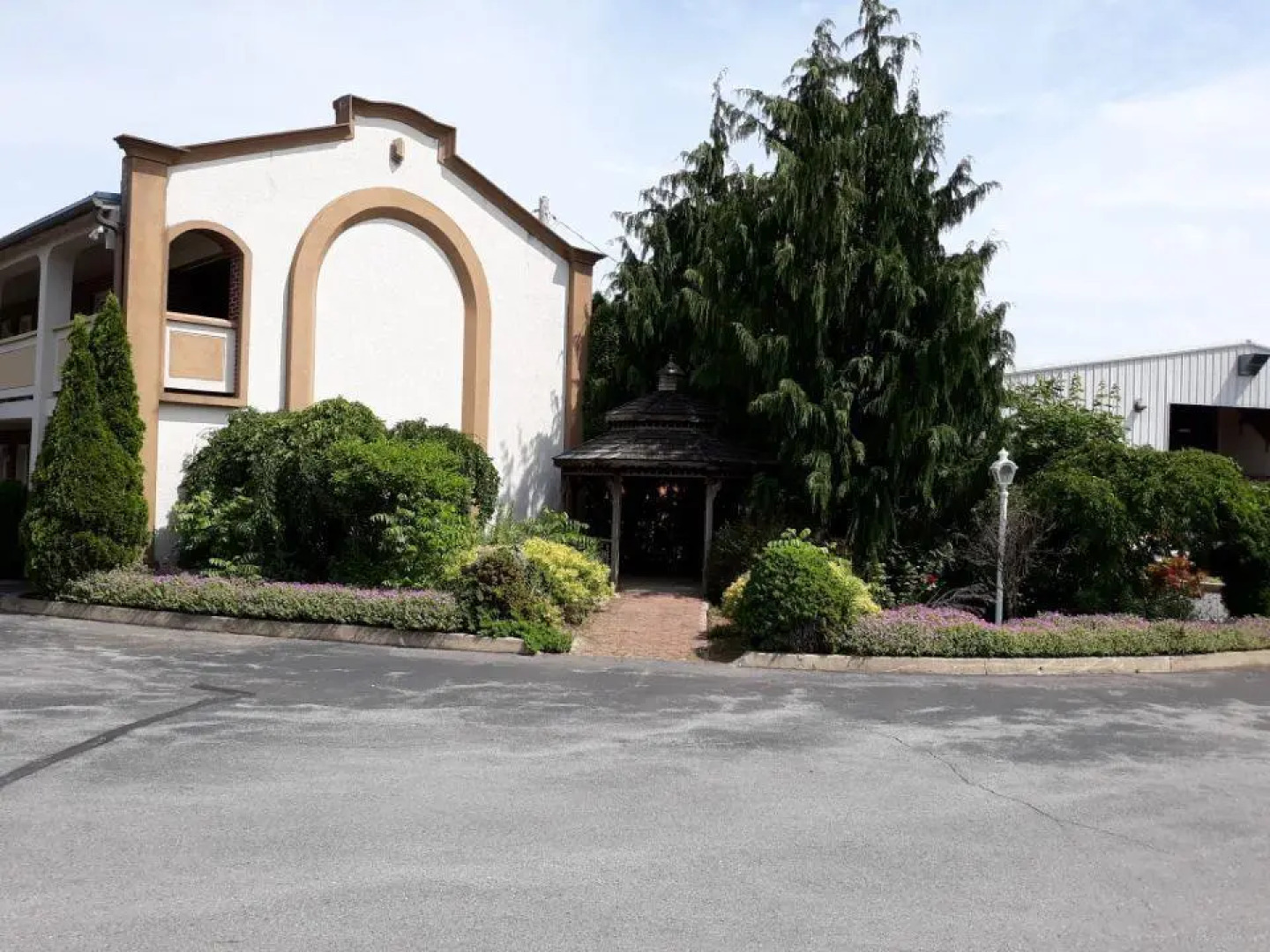 Aderi Hotel Bucknell University