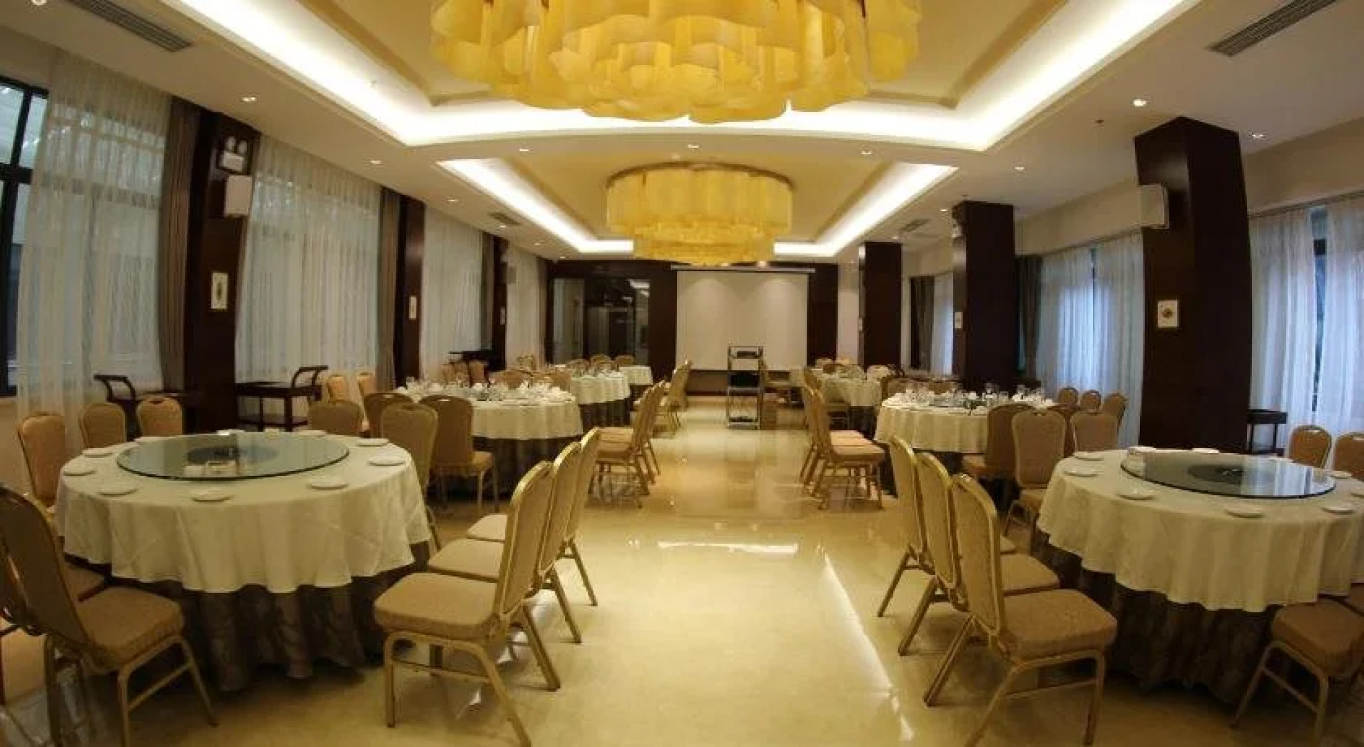 Chengjiang Manor Hotel