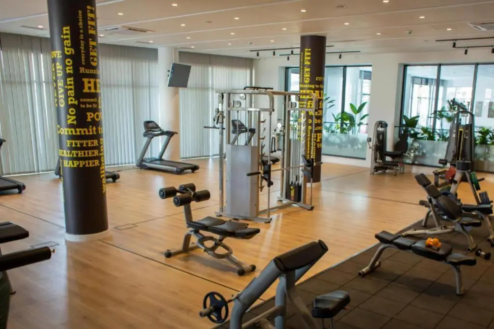 Courtyard Long Beach Resort Nymph apartment