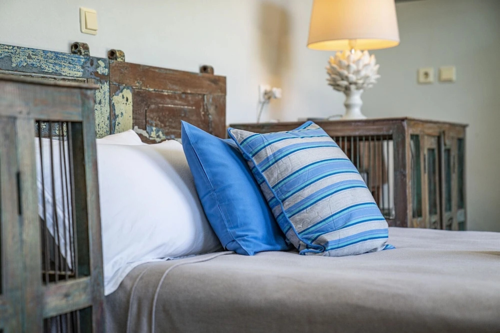 Emporio A Captivating 6-bed Villa in Nimborio