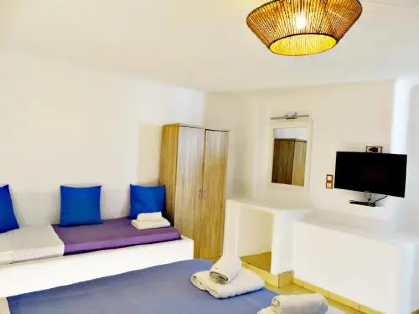 Apopsis Mykonian Houses