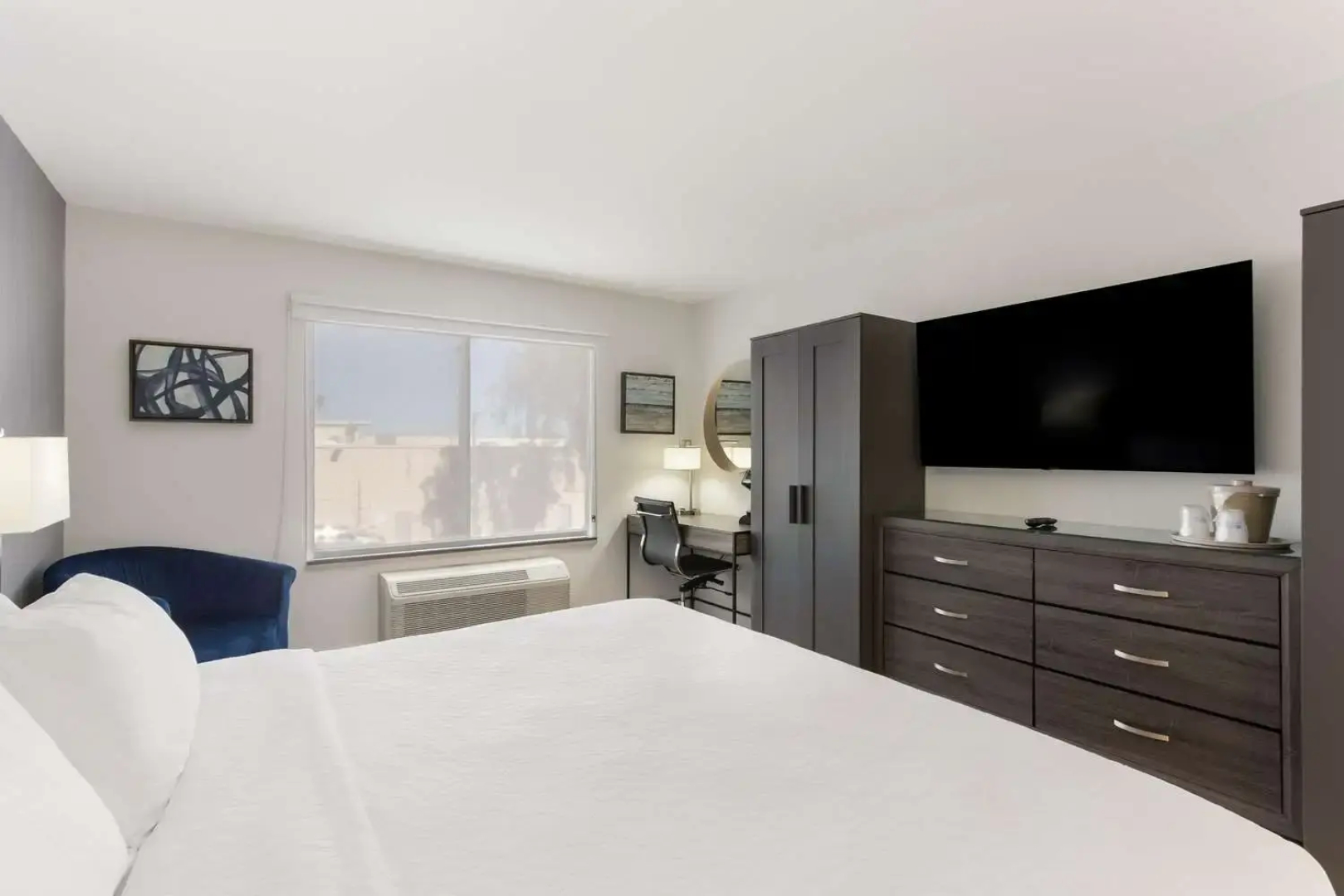 SureStay Plus Hotel by Best Western Scottsdale North