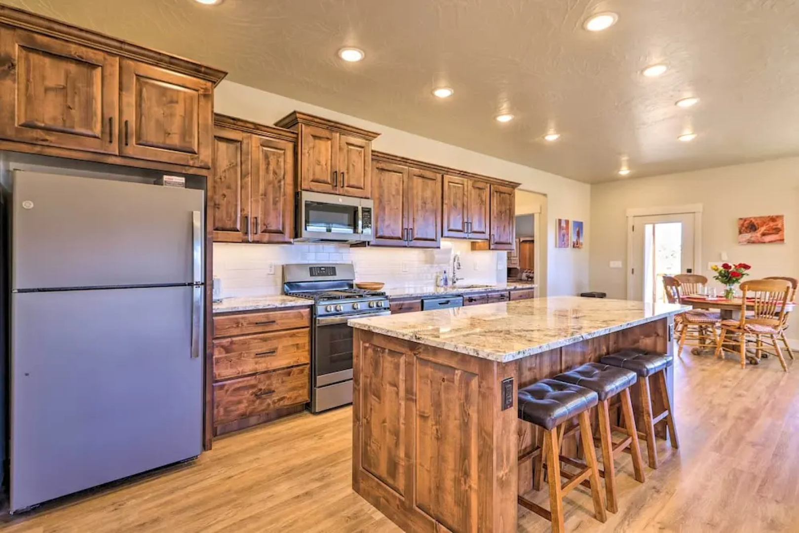 Stunning Adobe Home Overlooking Silver Reef
