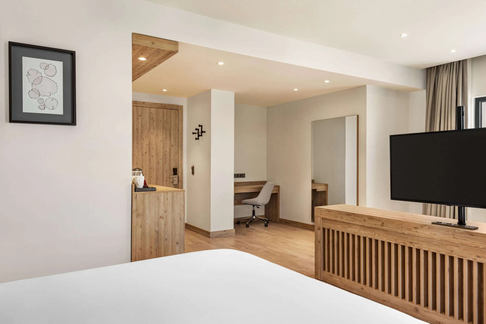 Отель Ramada Encore by Wyndham Zomin