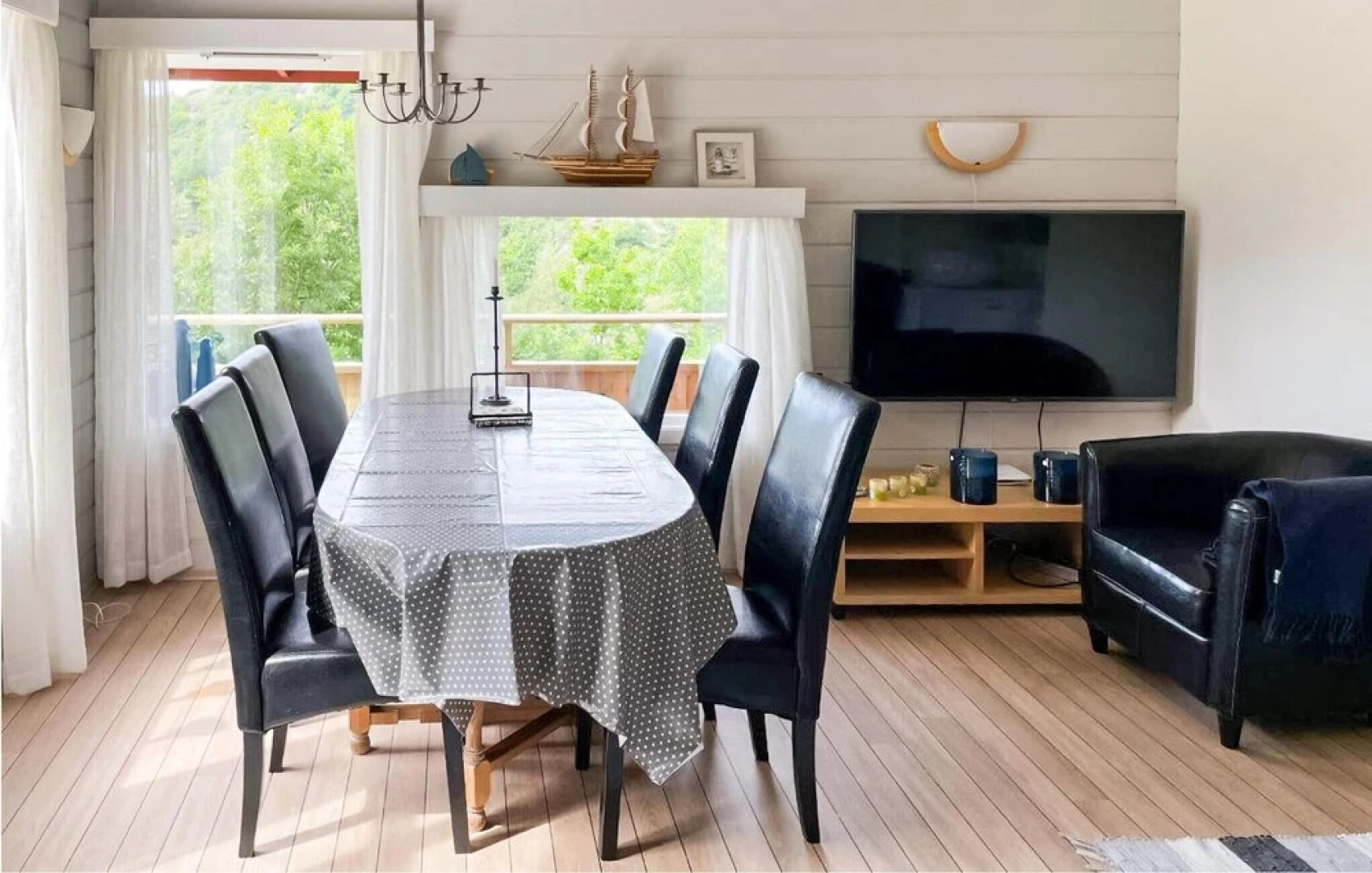 Nice Home in Farsund With 3 Bedrooms and Internet