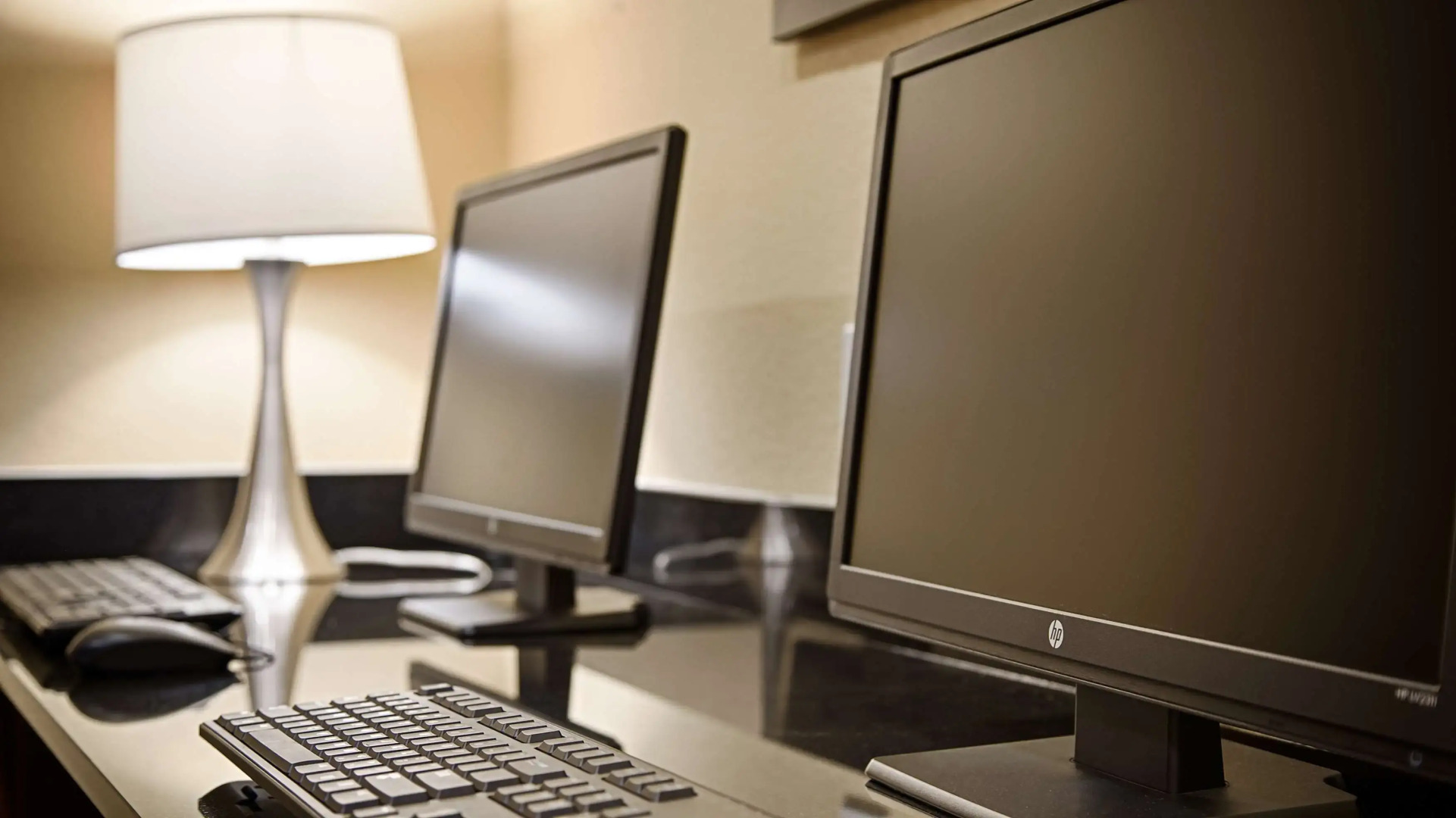 Best Western Plus Fort Worth Forest Hill Inn & Suites