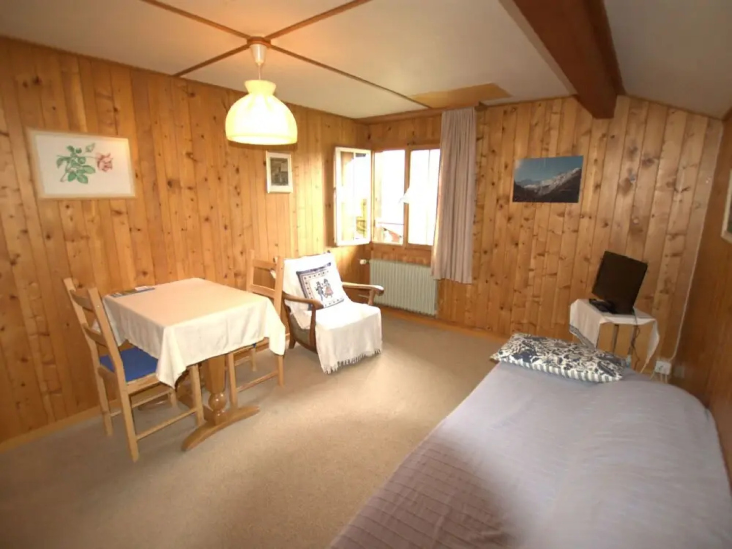 Neat House With View at the Mountains Near Lake Brienz