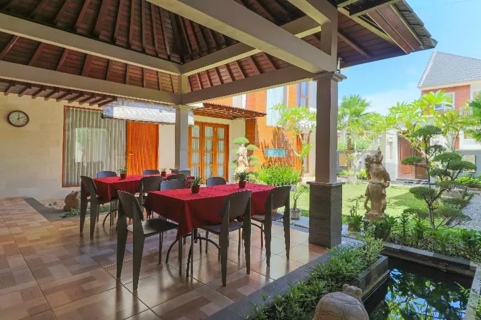 Royal Majesty Villas Jimbaran by ZUZU