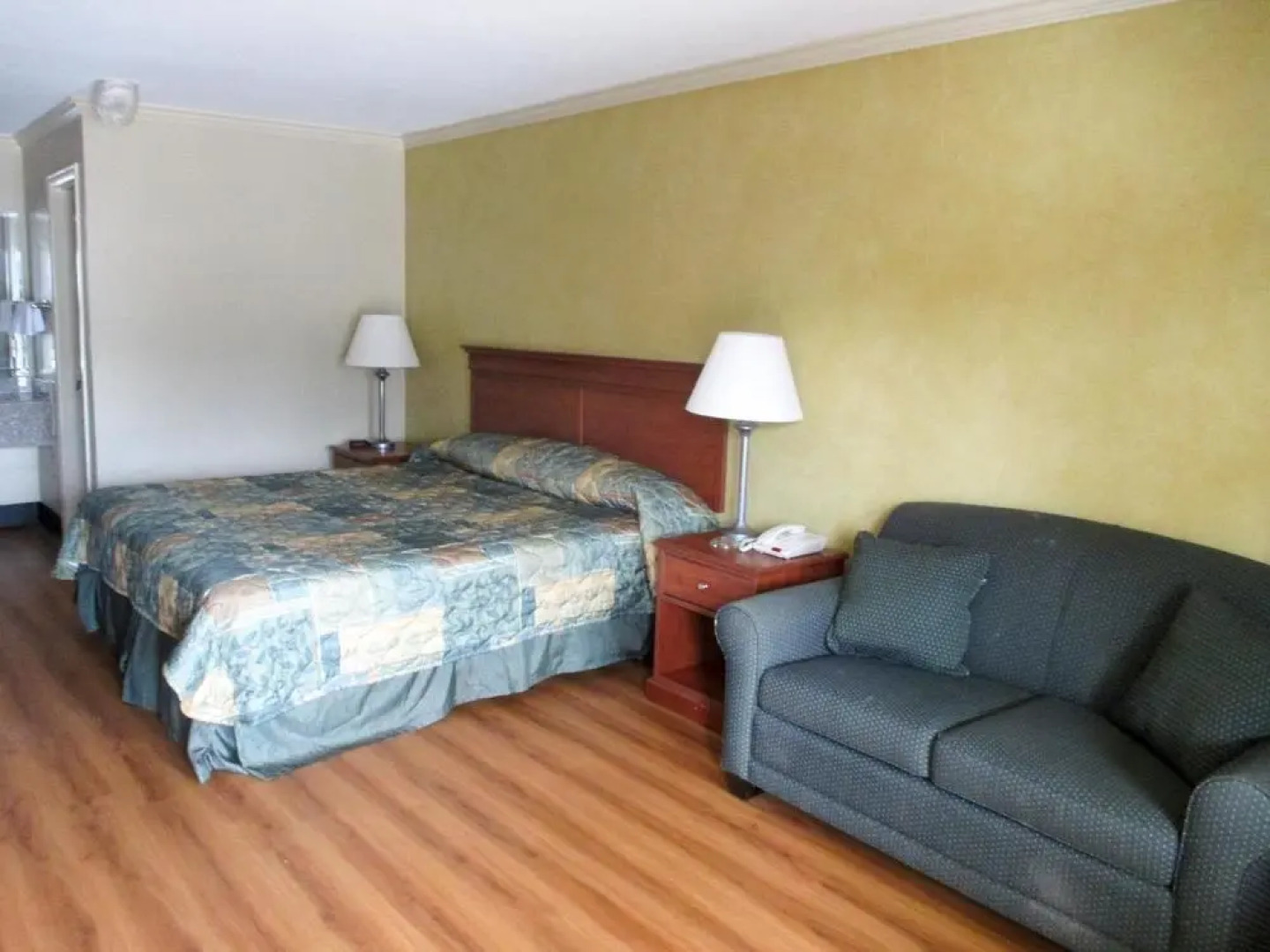 Motel 6 Lake Charles On The Bayou