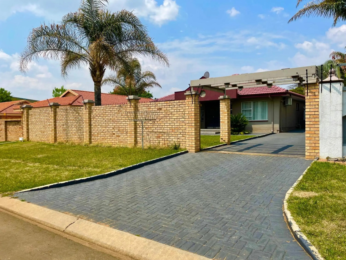 Guest House Kestrels