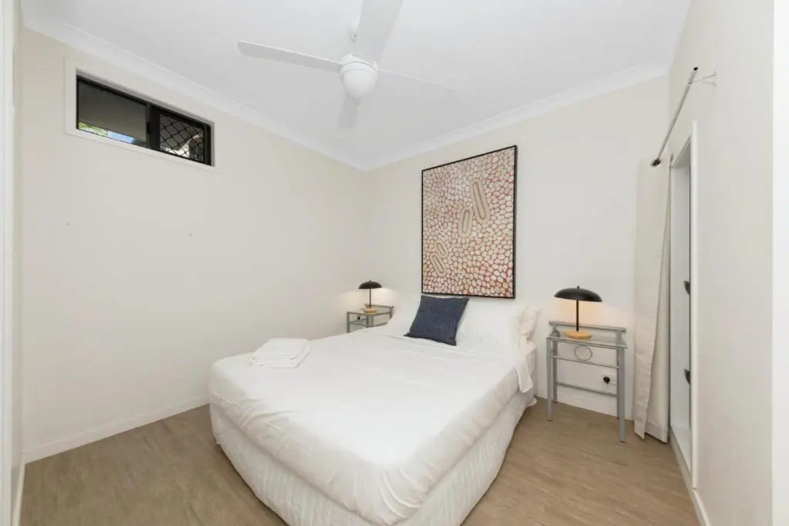 The Strand - 2BR Unit with Wifi and Beach