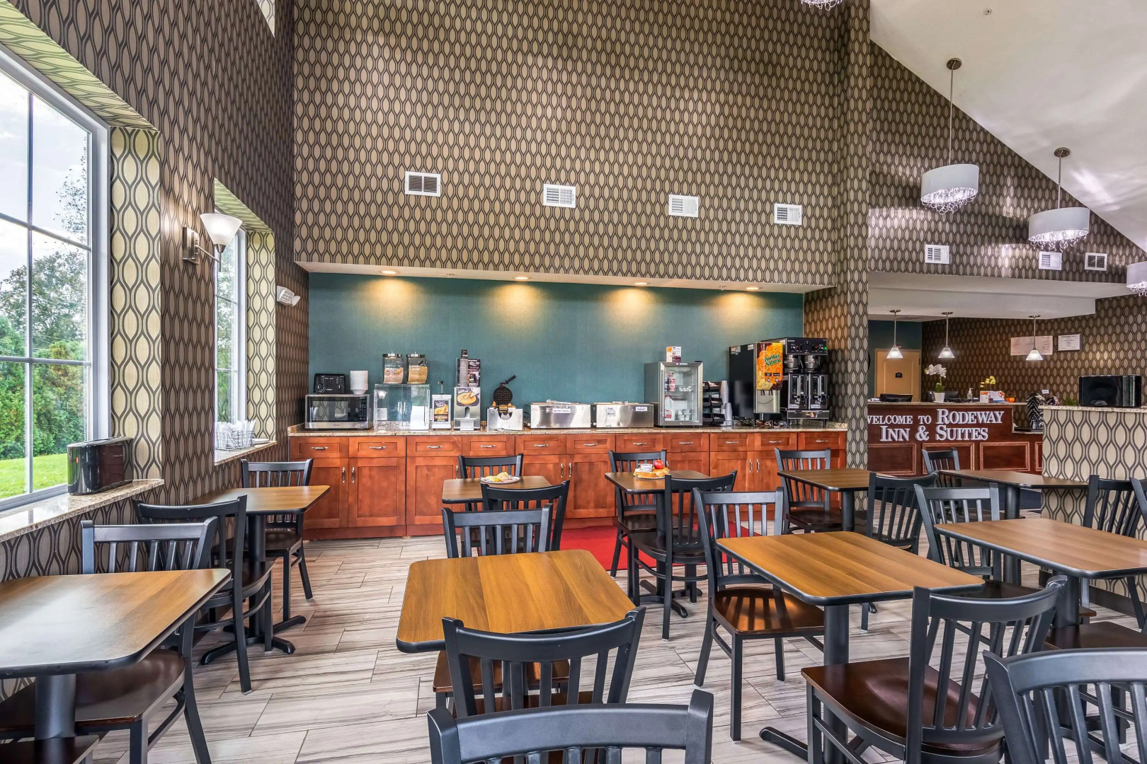 Rodeway Inn & Suites Ithaca South