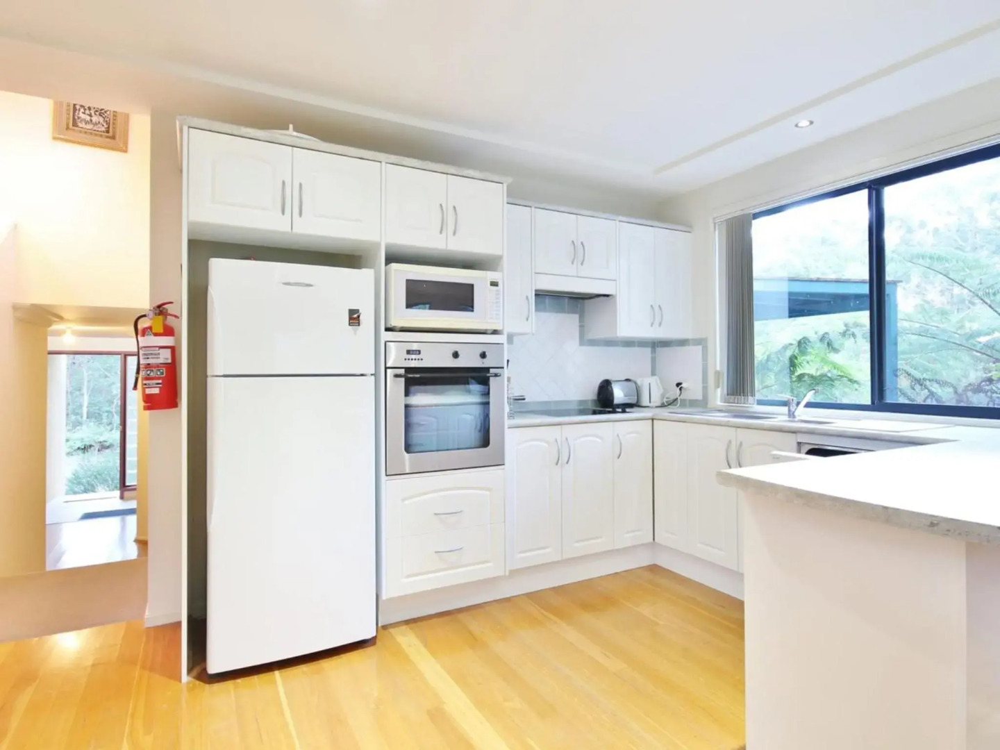 Sand Water at Hyams Beach 4pm Check Out Sundays