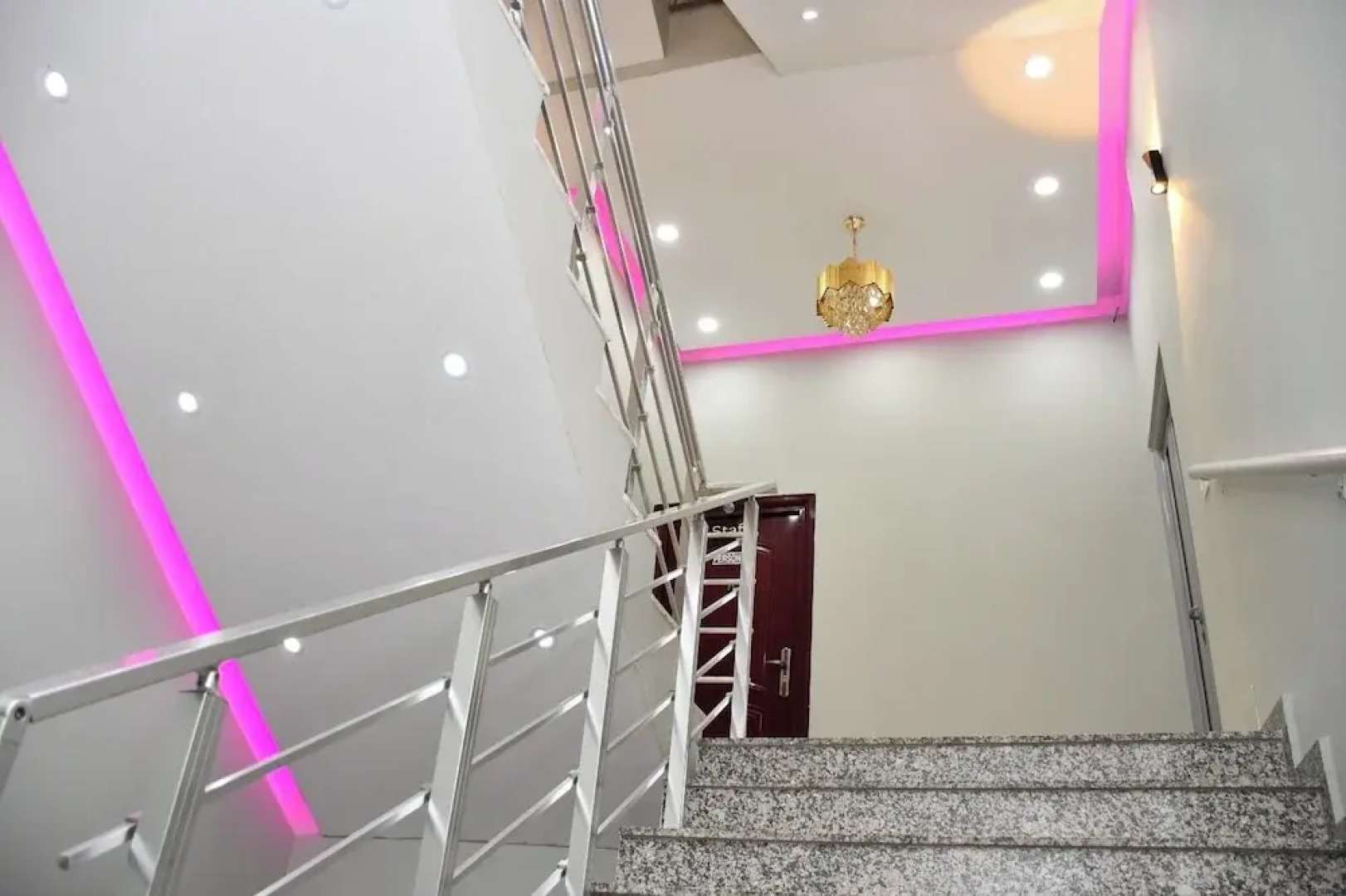 London Restaurant Hotel