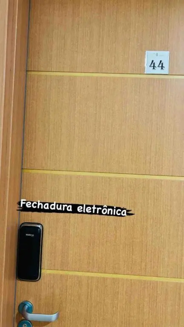 Lindo apto com piscina em Praia Grande