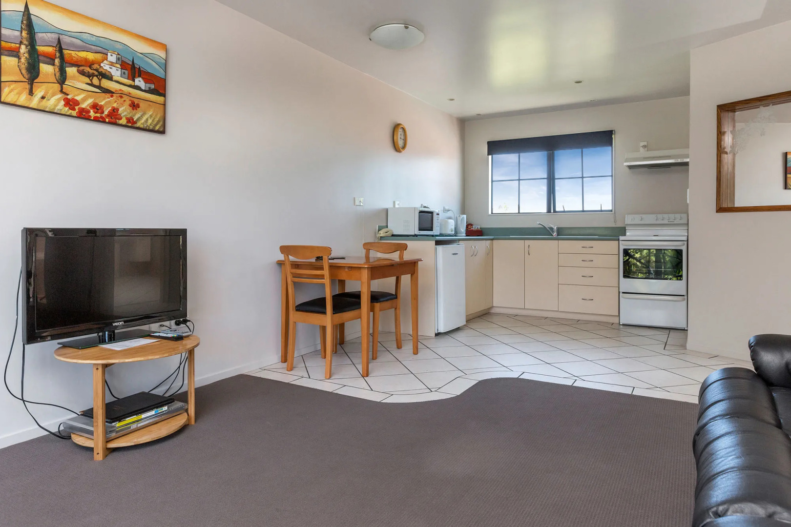 Kingswood Manor Motel