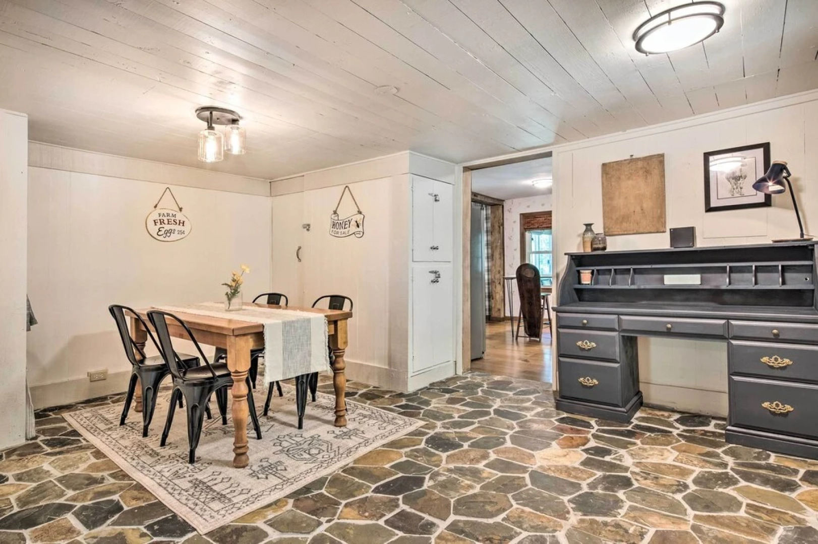 Whimsical Bat Cave Cottage w/ Fire Pit!