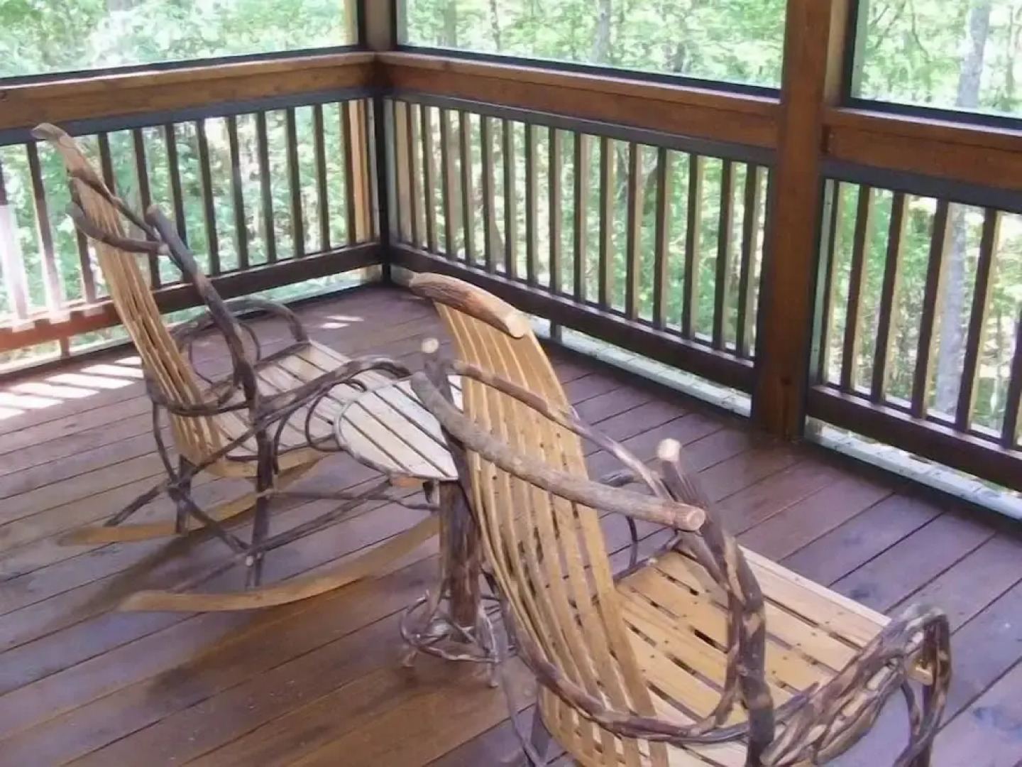 SERENITY WOODS Apartment 3 NEVAEH CABIN RENTALS