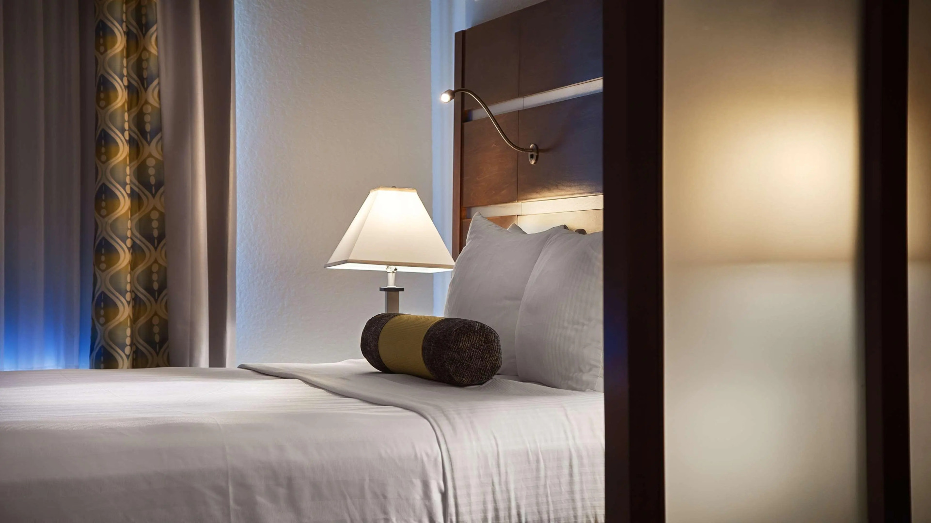 Best Western Plus College Station Inn & Suites