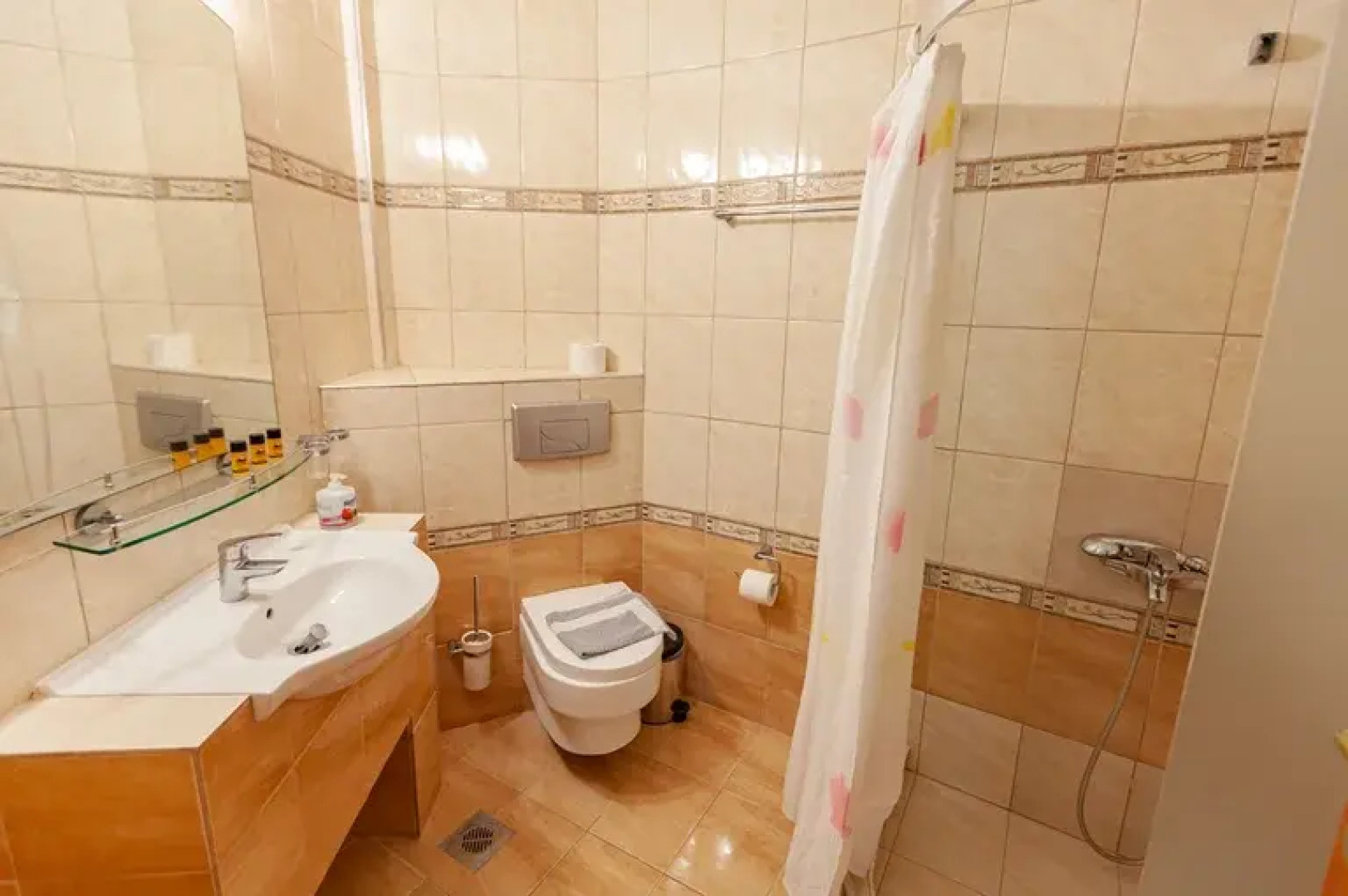 Greek Pride Palma Village