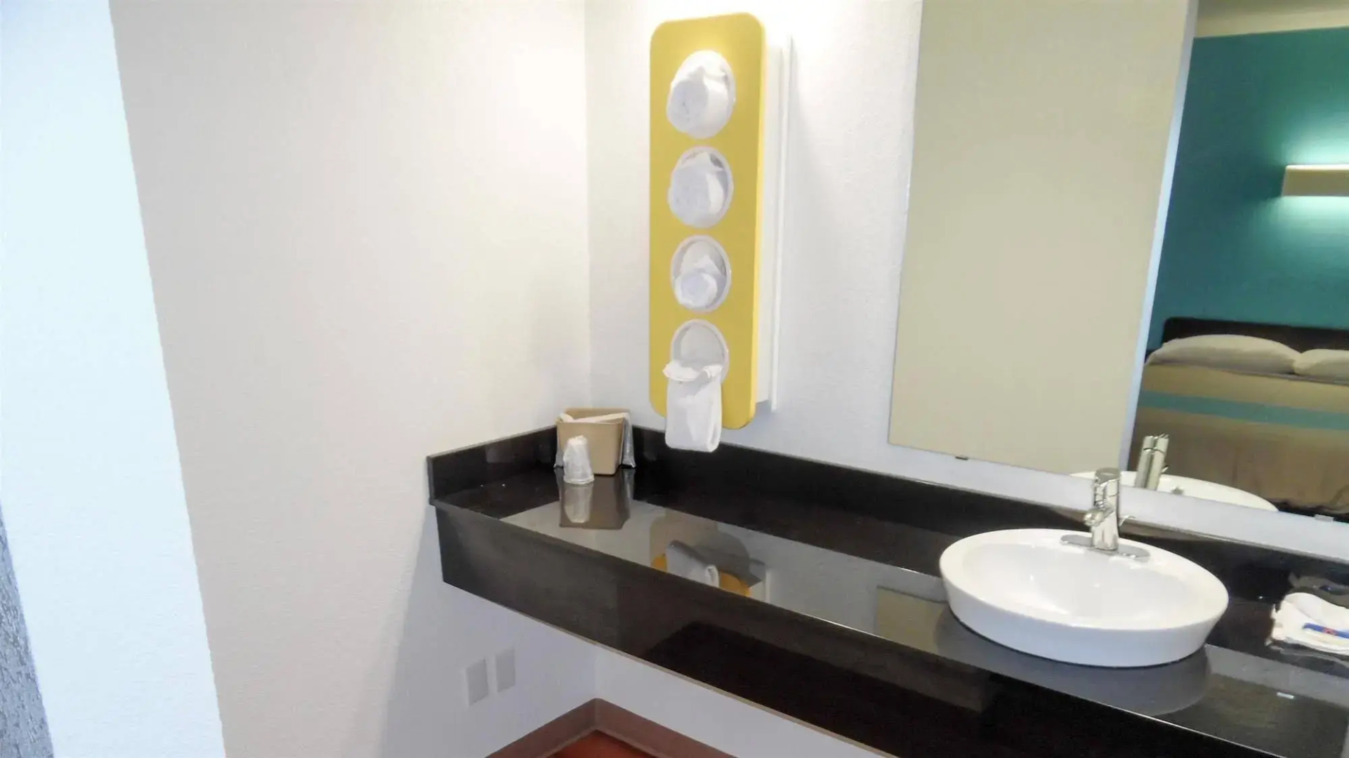 Motel 6 Dallas - Irving DFW Airport East