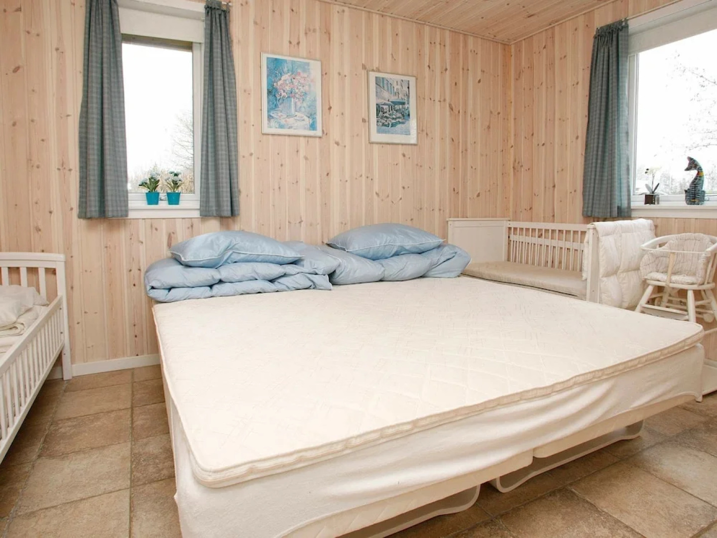 Elite Holiday Home in Vinderup With Private Pool