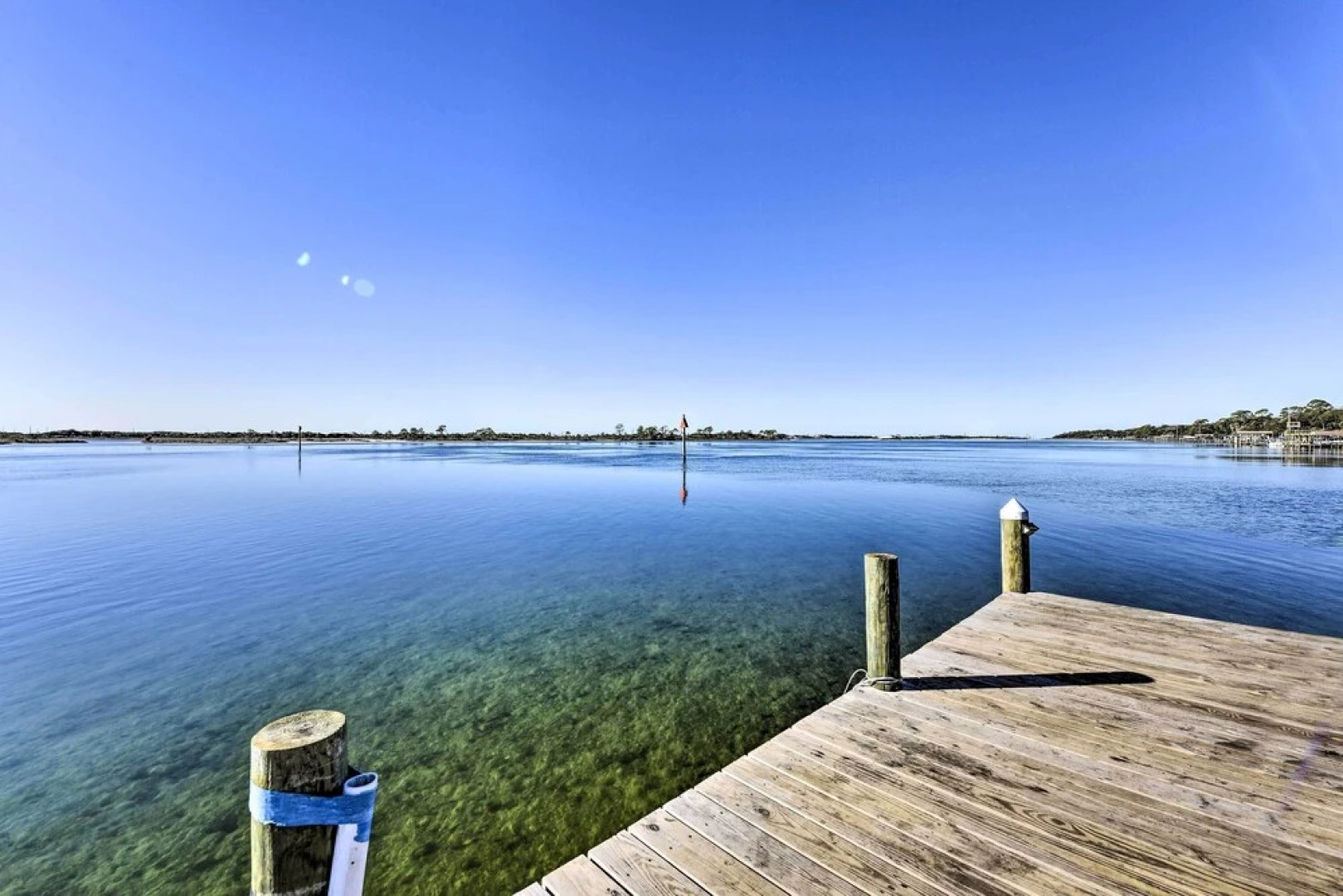 Waterfront Mary Esther Condo w/ Kayaks!
