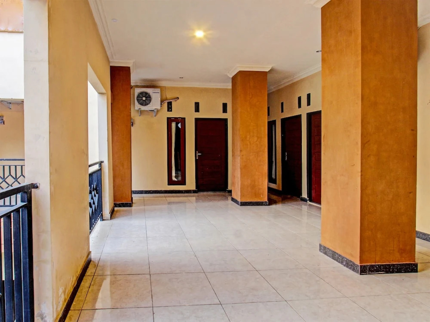 OYO 91845 V_ar House Near Pantai Tanjung Bias