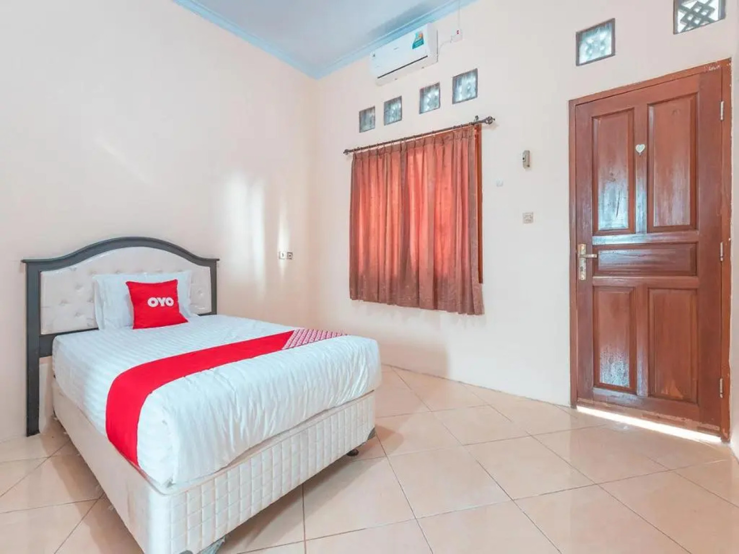 OYO 2137 D'colonel Residence Syariah