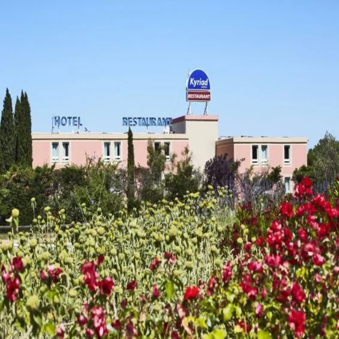 Kyriad Marseille Les Pennes Mirabeau Aeroport