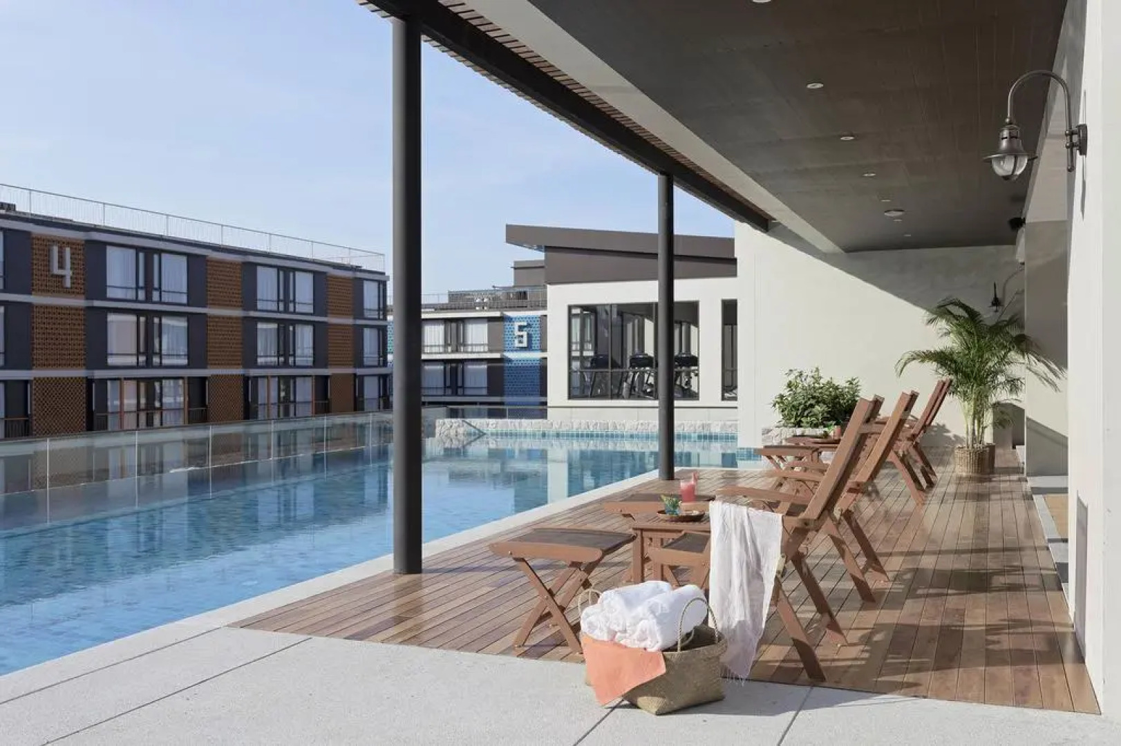 Balcony Courtyard Sriracha Hotel Serviced Apartmen