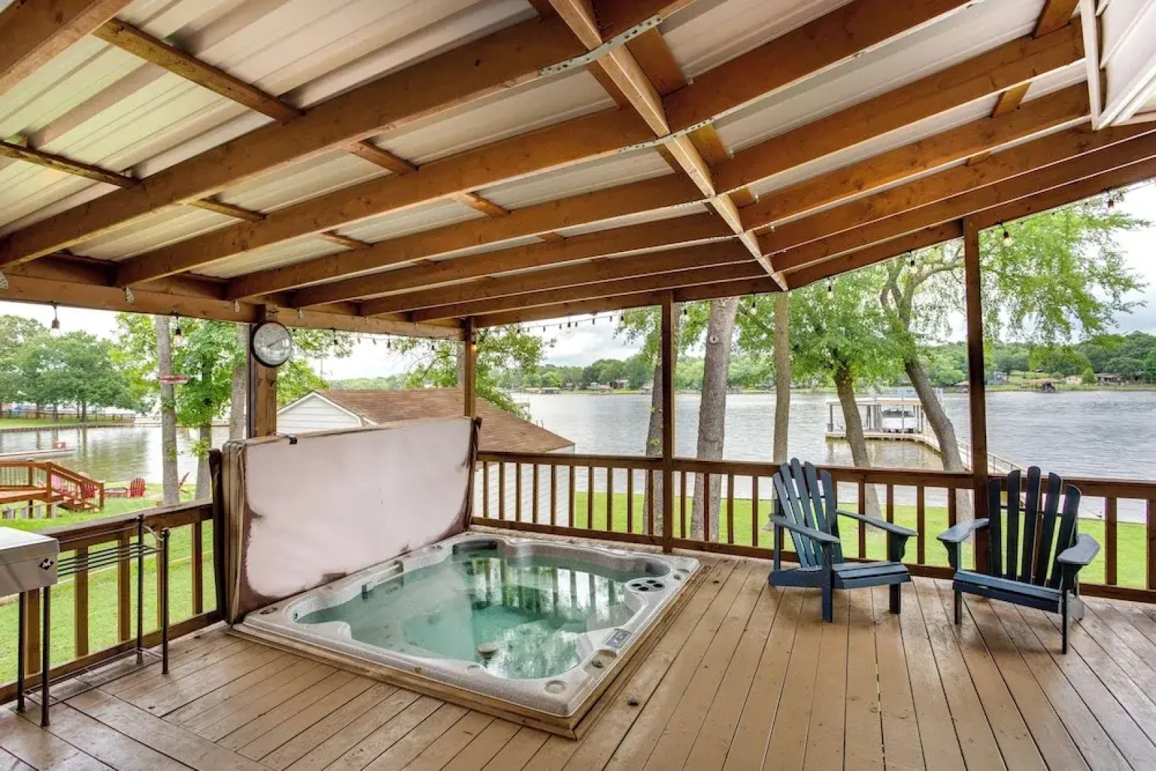 Hot Tub & Dock: Lakefront Mabank Home